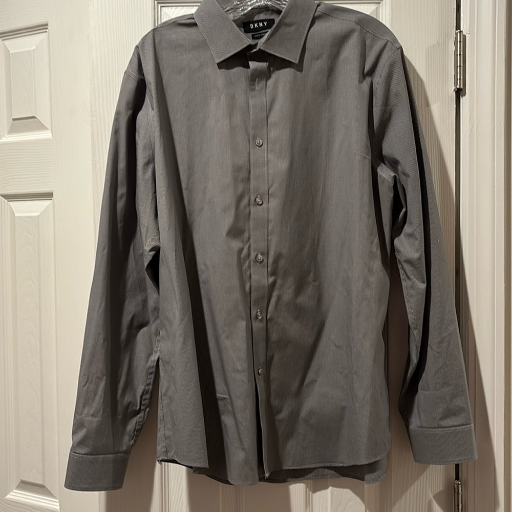 Men’s shirt, new and never worn